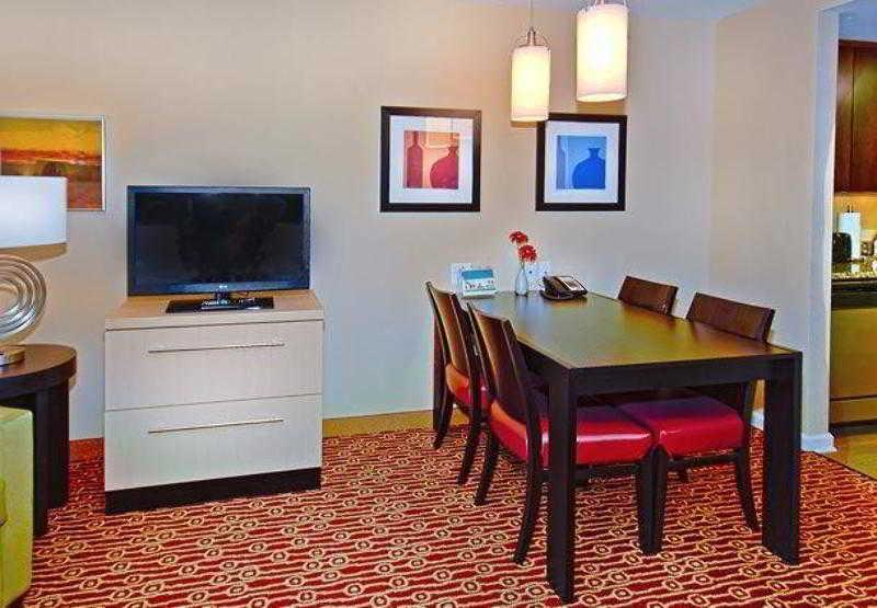 Towneplace Suites By Marriott Chattanooga Near Hamilton Place Eksteriør billede