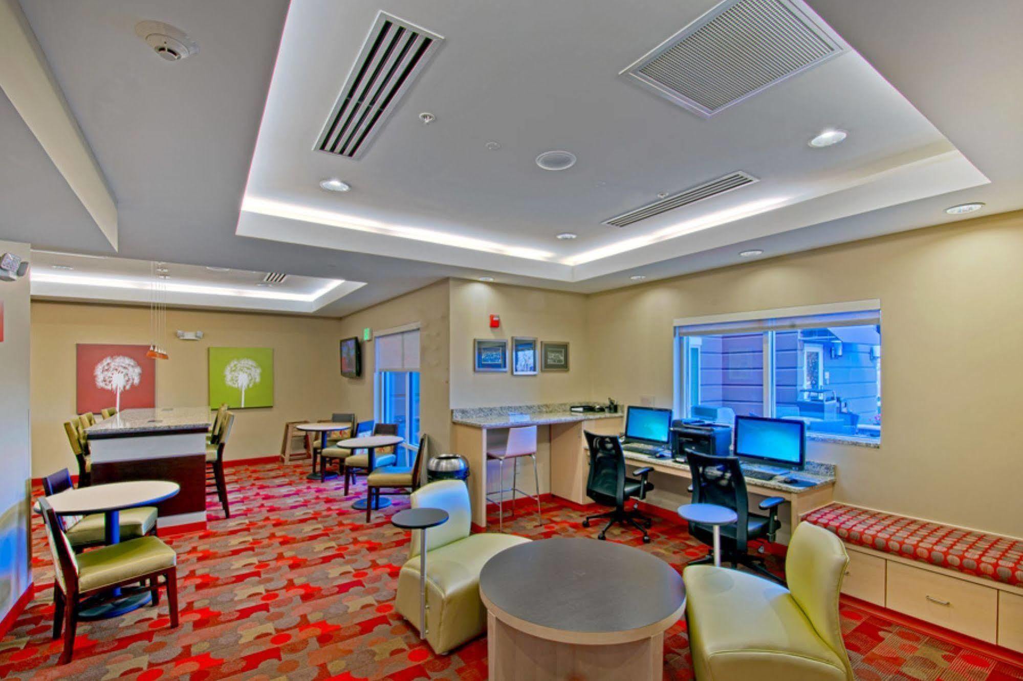 Towneplace Suites By Marriott Chattanooga Near Hamilton Place Eksteriør billede